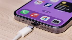 iPhone Only Works When Plugged In